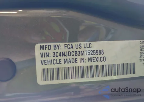 2021 Jeep Compass Limited 4X4 z USA, uszkodzony, nr VIN 3C4NJDCB3MT525988